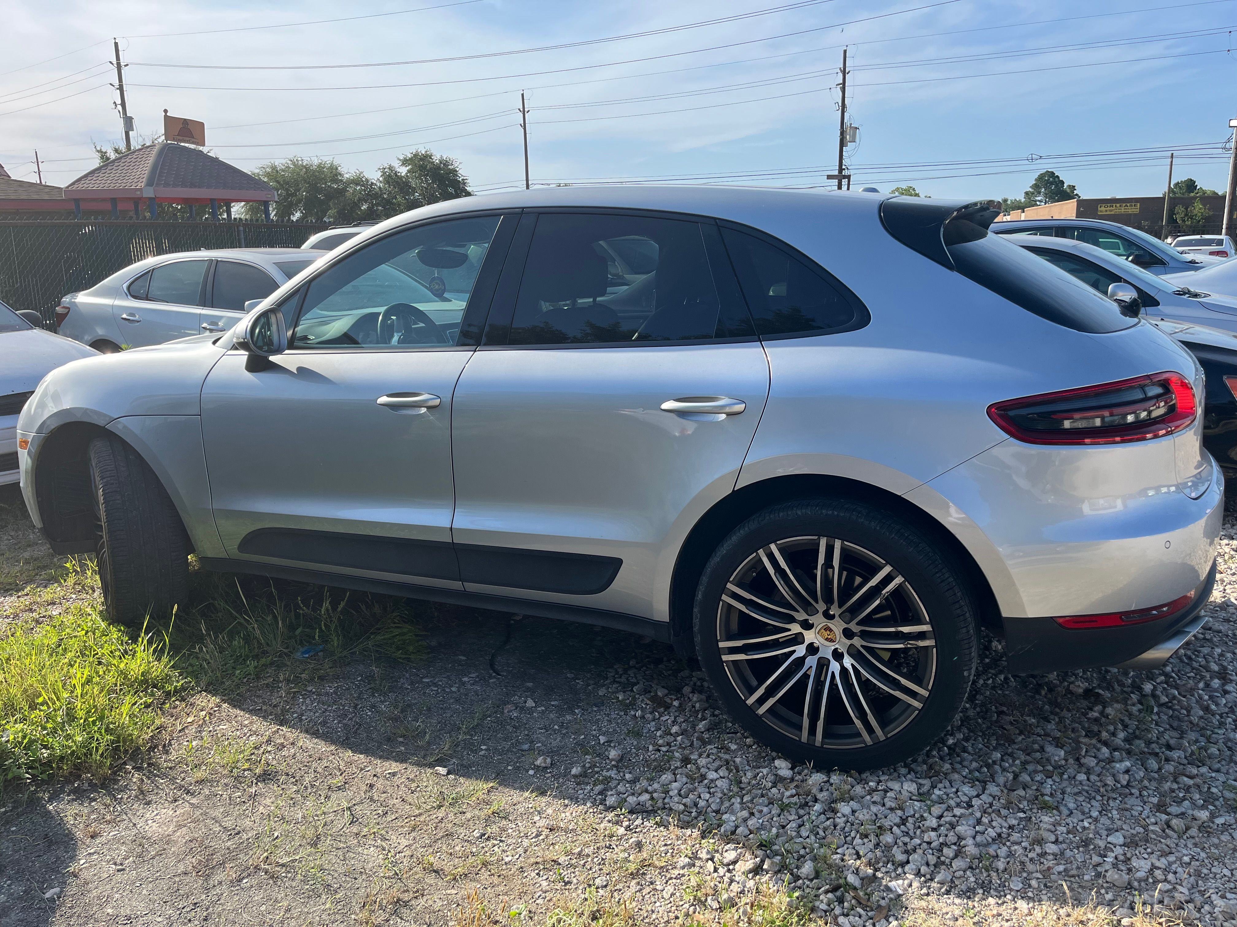 Used 2015 Porsche Macan S AWD/4WD image 11