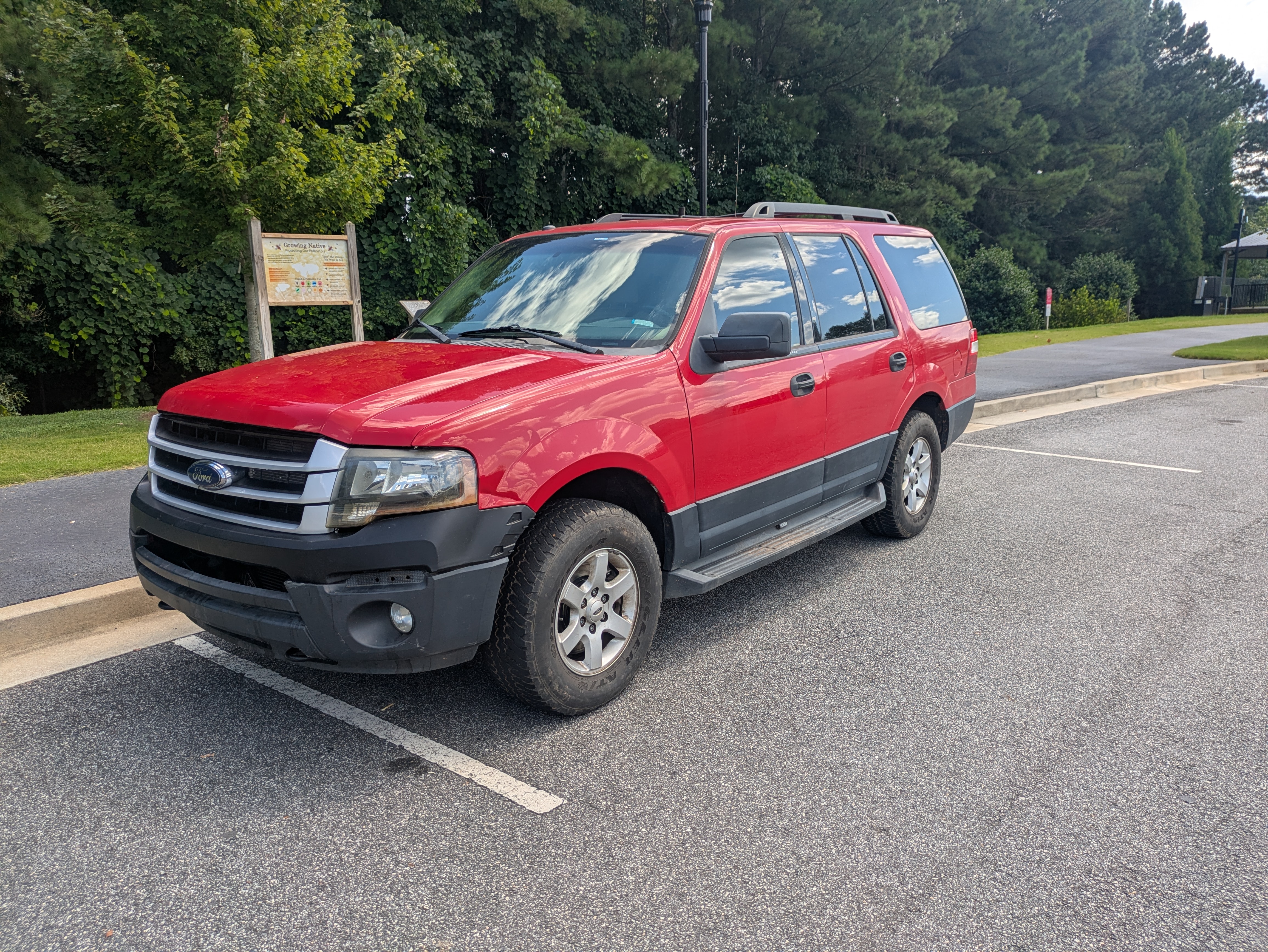 Used 2015 Ford Expedition XL AWD/4WD image 1