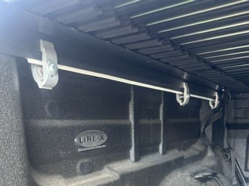 Used 2022 GMC Canyon AT4 AWD/4WD image 6