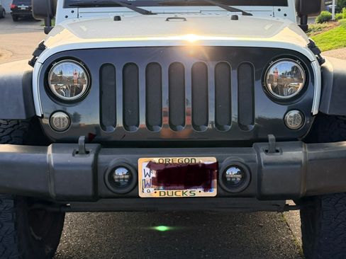 Used 2008 Jeep Wrangler Unlimited X AWD/4WD image 4