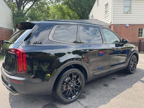 Used 2022 Kia Telluride SX w/ Nightfall Edition Package AWD/4WD image 14