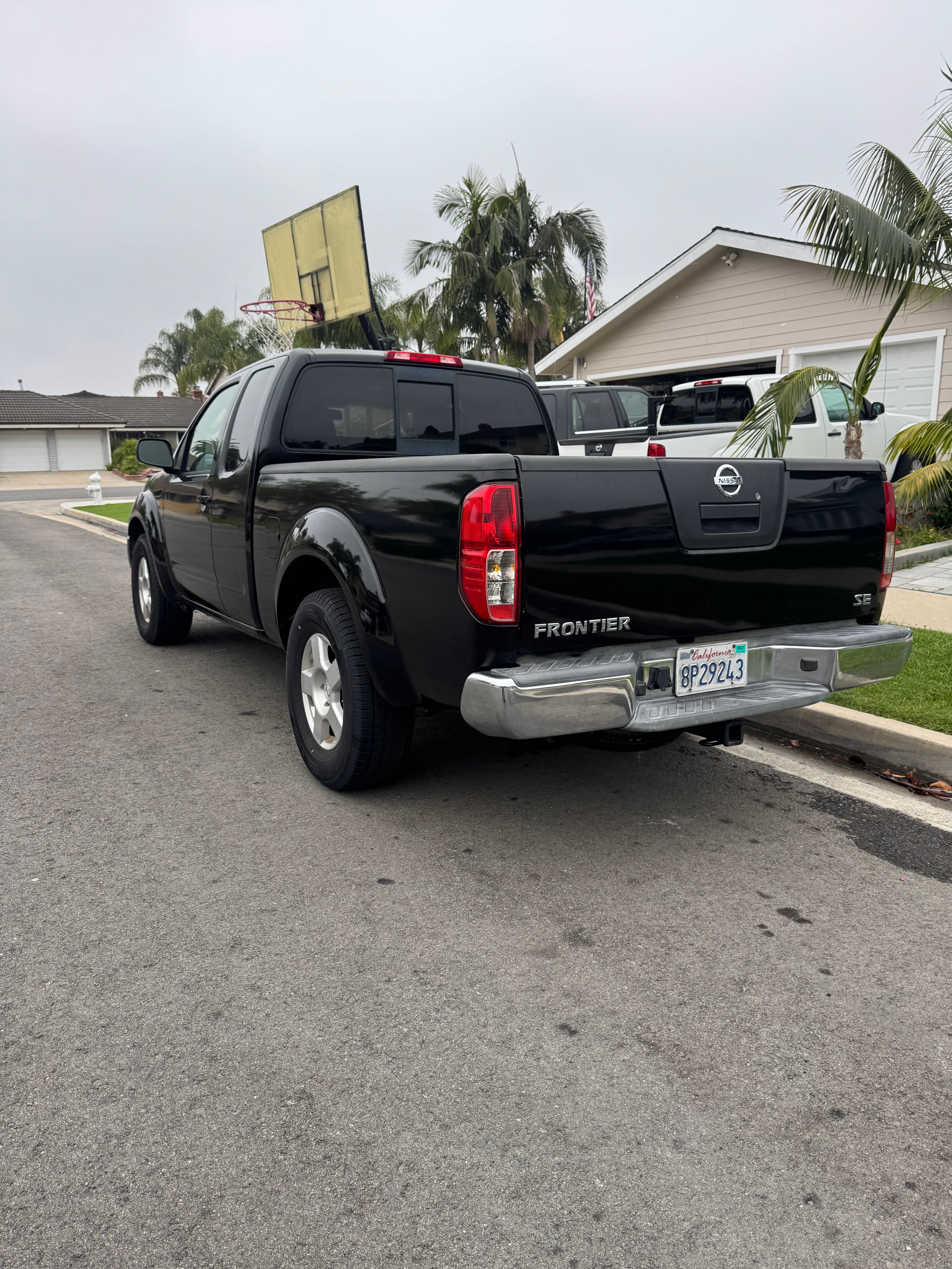 Used 2008 Nissan Frontier SE w/ SE Value Truck Pkg RWD image 4