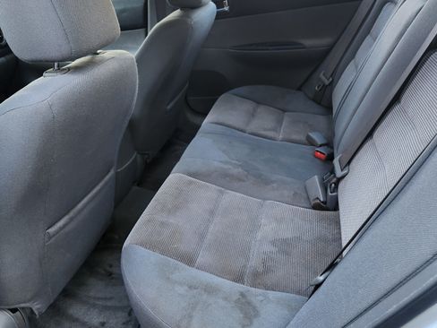 Used 2004 MAZDA MAZDA6 s image 10