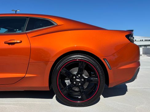 Used 2022 Chevrolet Camaro LT w/ RS Package image 18