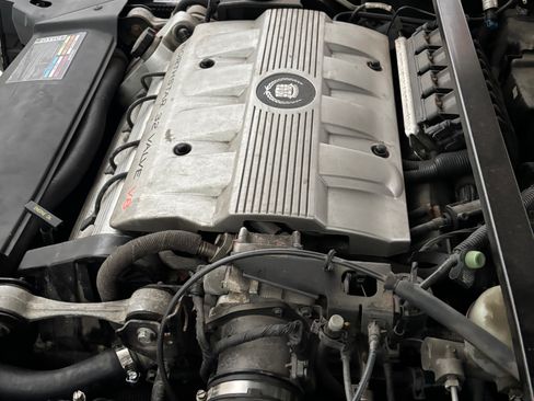 Used 1999 Cadillac De Ville w/ Comfort/Convenience Pkg FWD image 9