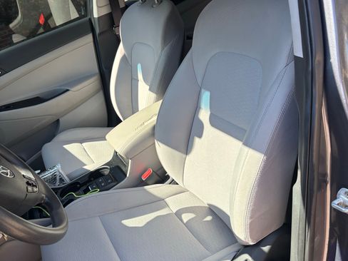 Used 2019 Hyundai Tucson SE image 6