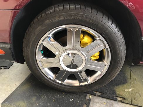 Used 2004 Ford Thunderbird RWD image 13