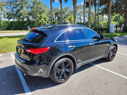 Used 2017 INFINITI QX70 3.7 w/ Premium Package image 6