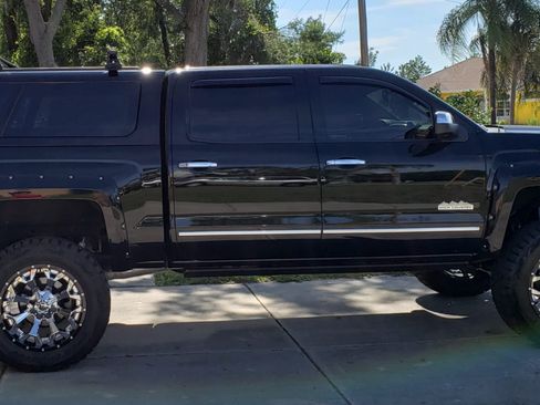 Used 2014 Chevrolet Silverado 1500 High Country w/ High Country Premium Package AWD/4WD image 1
