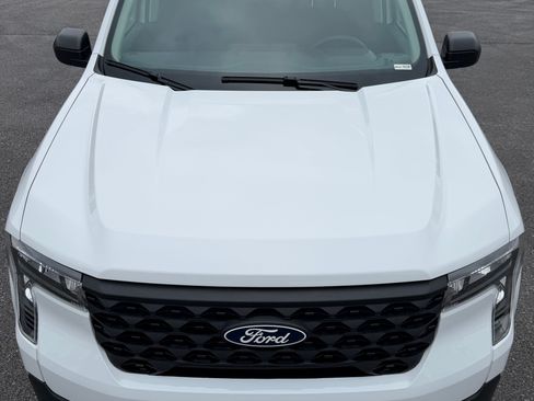 Used 2025 Ford Maverick XL image 9