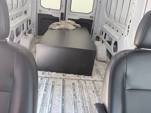 Used 2020 Ford Transit 250 148 High Roof RWD image 6