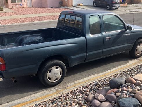 Used 1998 Toyota Tacoma 2WD Xtracab image 9