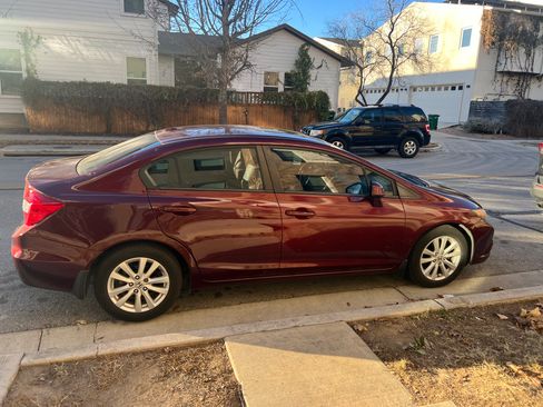 Used 2012 Honda Civic EX-L image 2