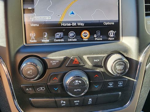 Used 2014 Jeep Grand Cherokee Limited w/ Luxury Group II image 9