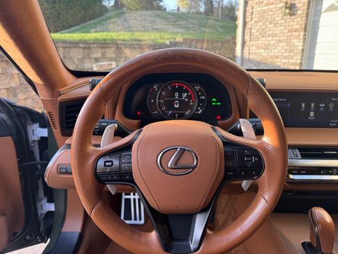 Used 2018 Lexus LC 500 500 Coupe 2D w/ Performance Package image 11