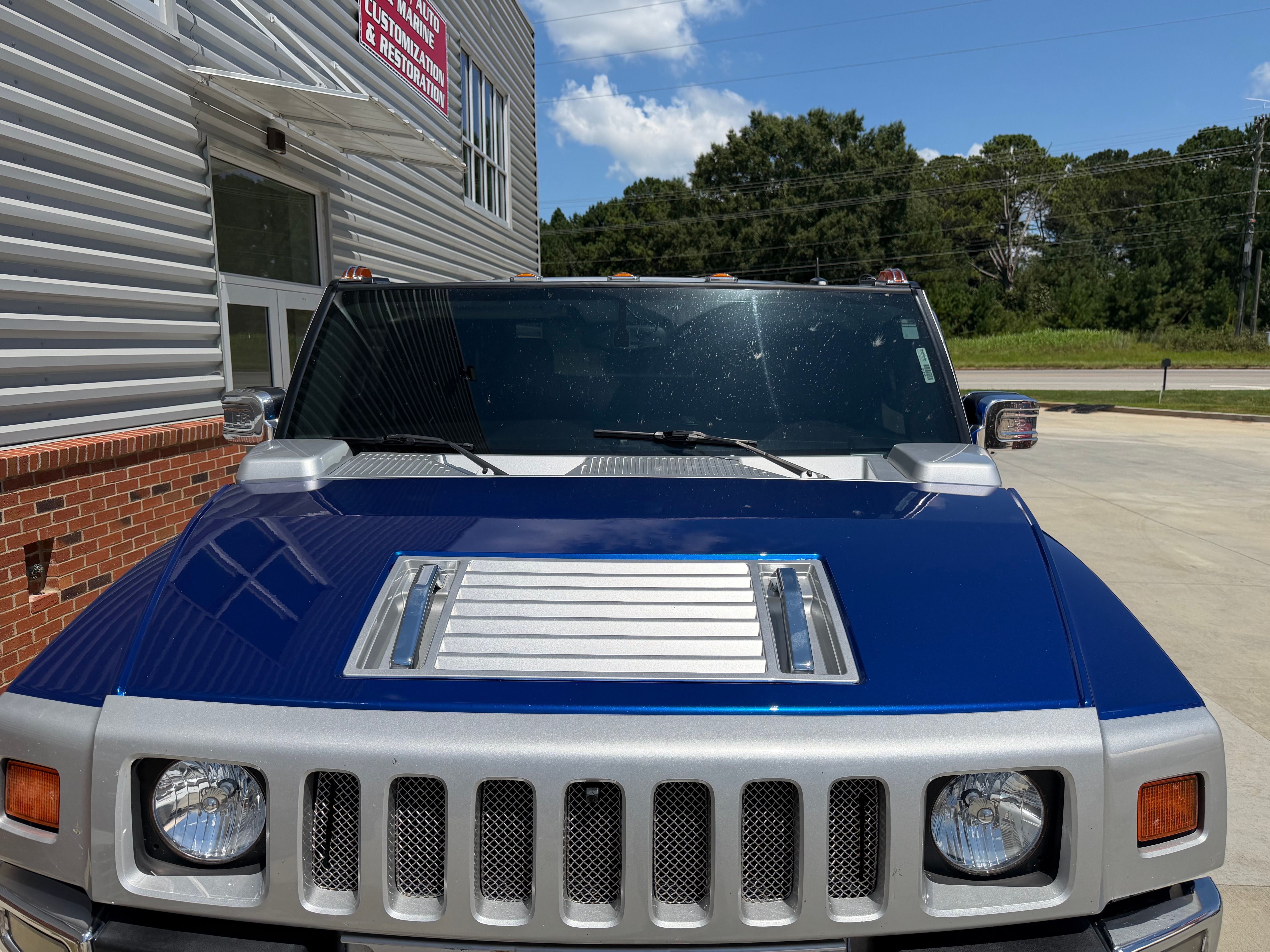 Used 2009 HUMMER H2 Luxury AWD/4WD image 2