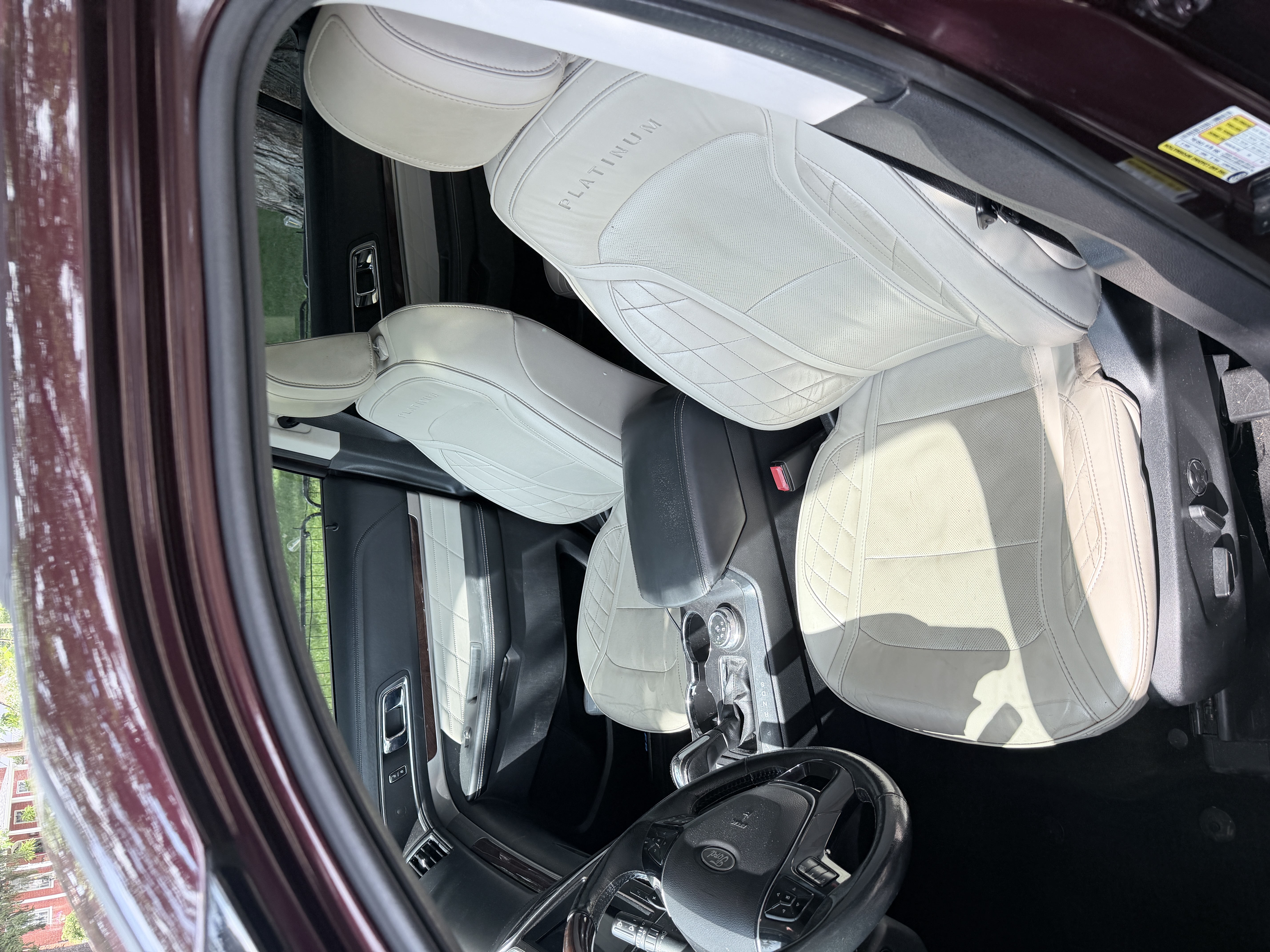 Used 2018 Ford Explorer Platinum AWD/4WD image 22