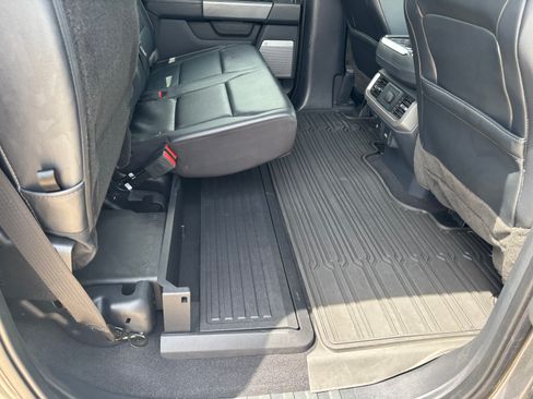 Used 2023 Ford F150 Lariat w/ FX4 Off-Road Package AWD/4WD image 29