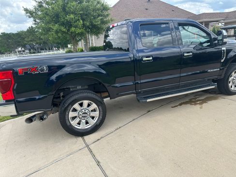 Used 2021 Ford F250 XLT w/ XLT Premium Package AWD/4WD image 15