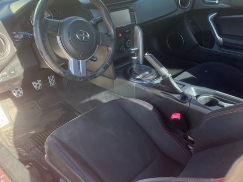 Used 2015 Scion FR-S image 24