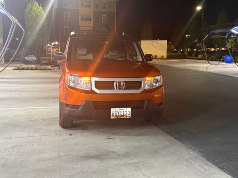 Used 2010 Honda Element EX image 11