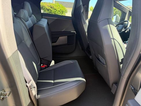 Used 2024 Tesla Cybertruck Cyberbeast image 17