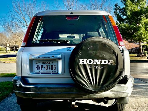 Used 2001 Honda CR-V LX image 5