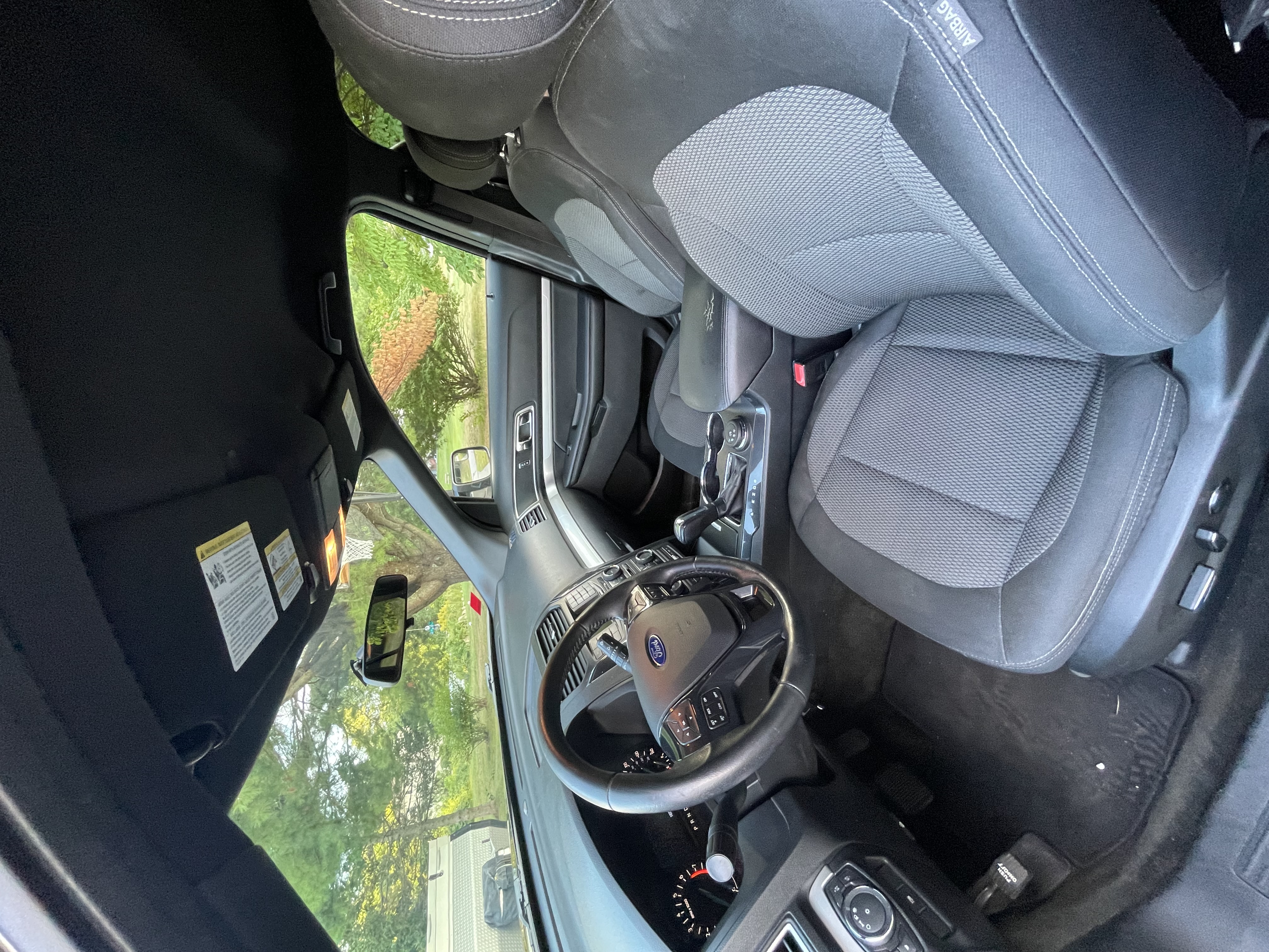 Used 2016 Ford Explorer XLT AWD/4WD image 16