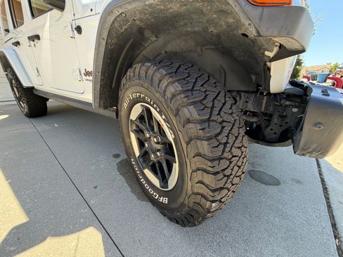 Used 2020 Jeep Wrangler Unlimited Rubicon w/ Steel Bumper Group AWD/4WD image 20