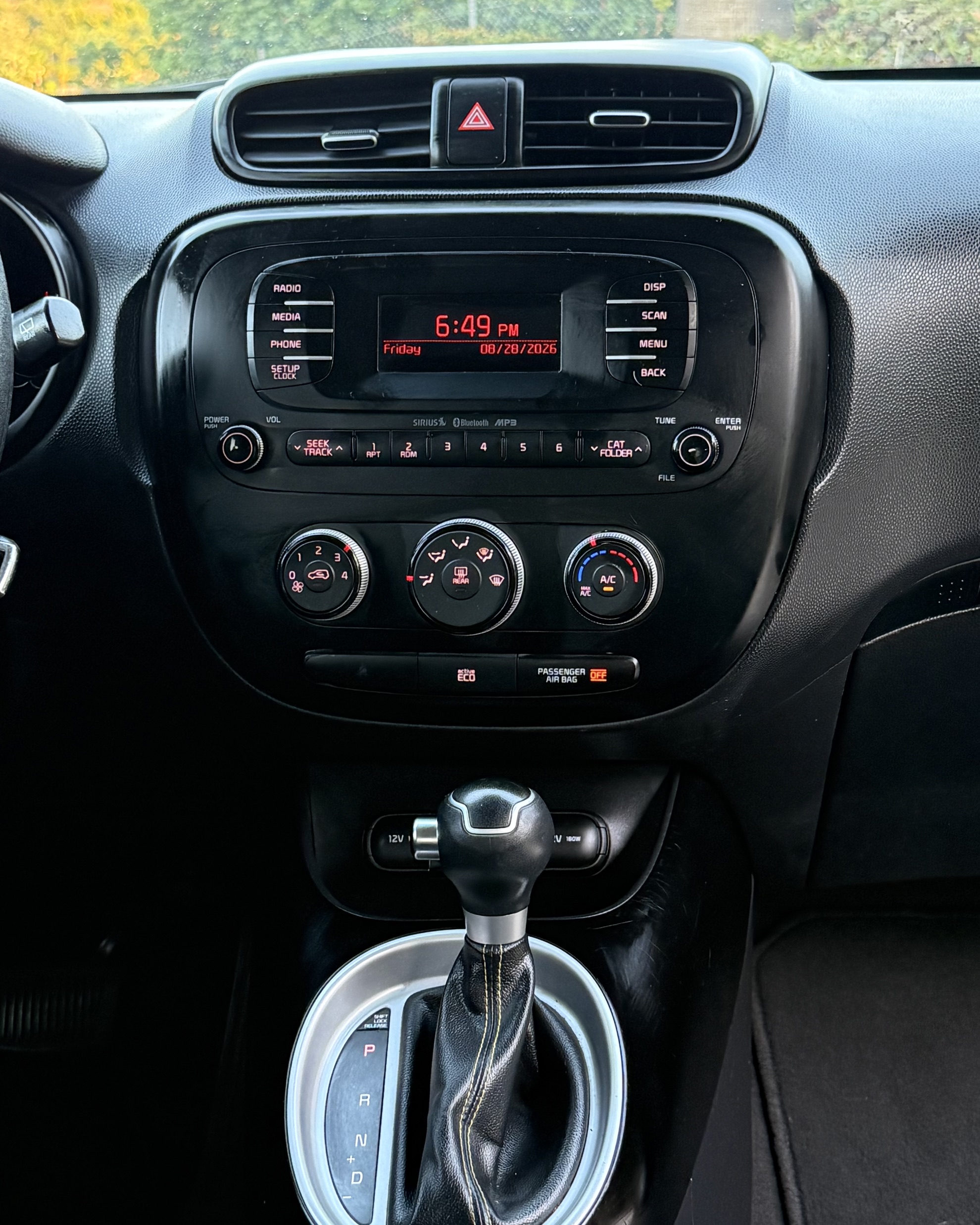 Used 2015 Kia Soul + FWD image 26