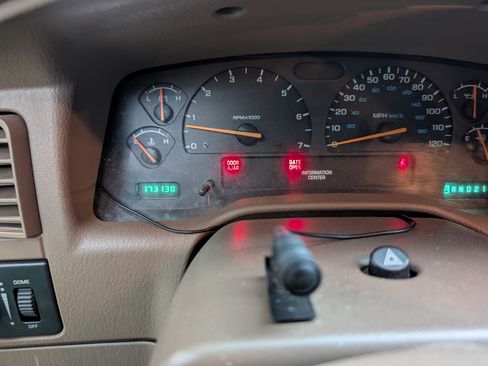 Used 2001 Dodge Durango SLT image 9