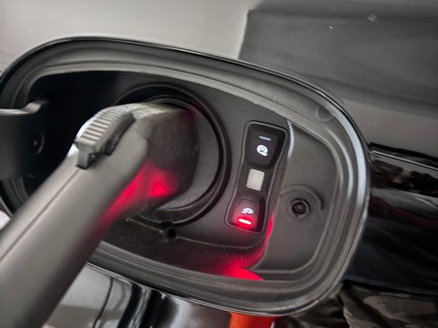 Used 2019 Porsche Cayenne E-Hybrid AWD/4WD image 21