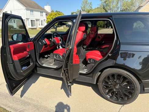 Used 2016 Land Rover Range Rover Autobiography image 11