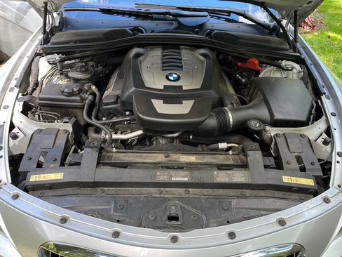Used 2007 BMW 650i Convertible RWD image 9