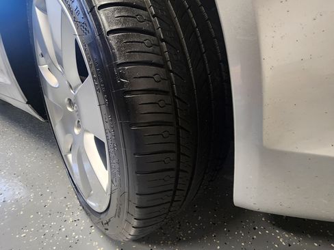 Used 2006 Audi A6 4.2 image 16