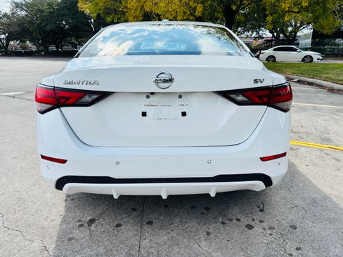 Used 2021 Nissan Sentra SV image 8