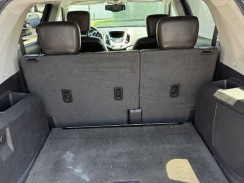 Used 2010 GMC Terrain SLT image 9