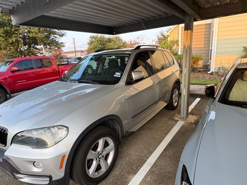Used 2009 BMW X5 xDrive30i AWD/4WD image 2