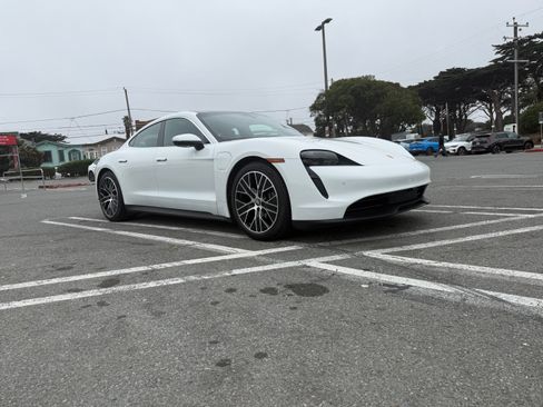 Used 2021 Porsche Taycan 4S AWD/4WD image 15