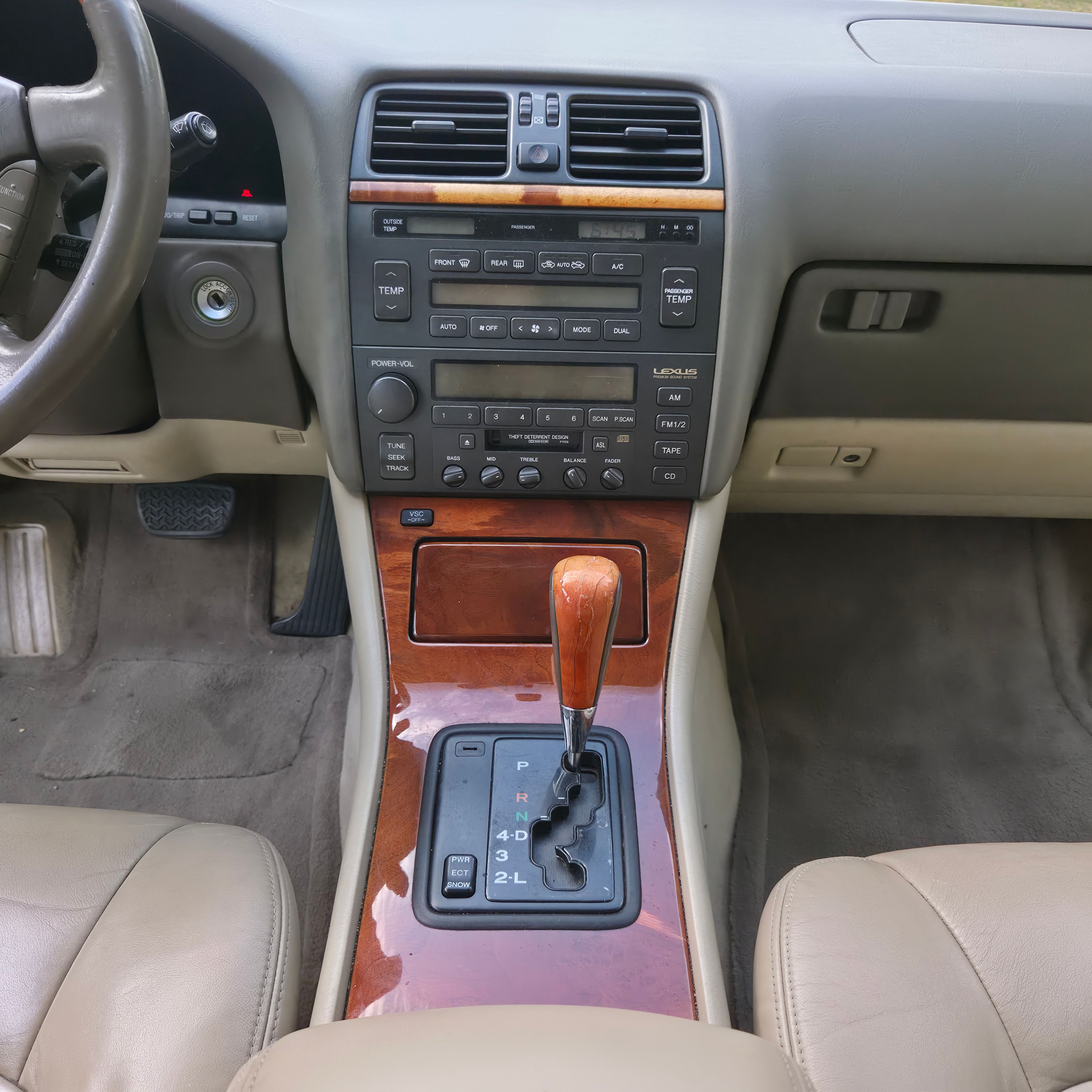 Used 1998 Lexus LS 400 RWD image 23