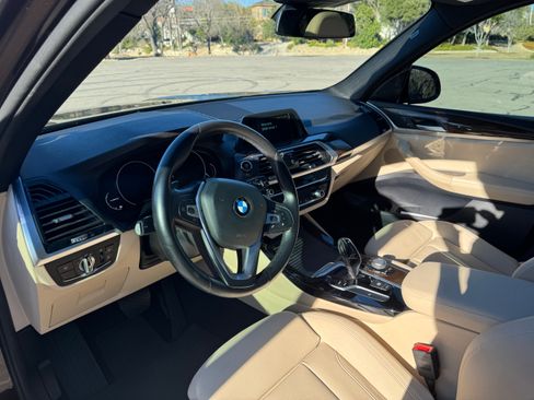 Used 2019 BMW X3 sDrive30i w/ Driving Assistance Package image 10