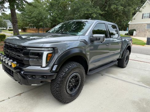 Used 2024 Ford F150 Raptor AWD/4WD image 8