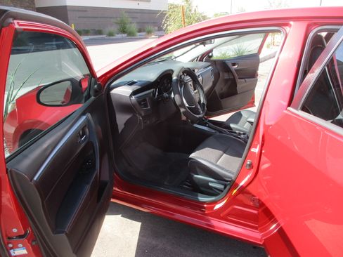 Used 2015 Toyota Corolla S image 13