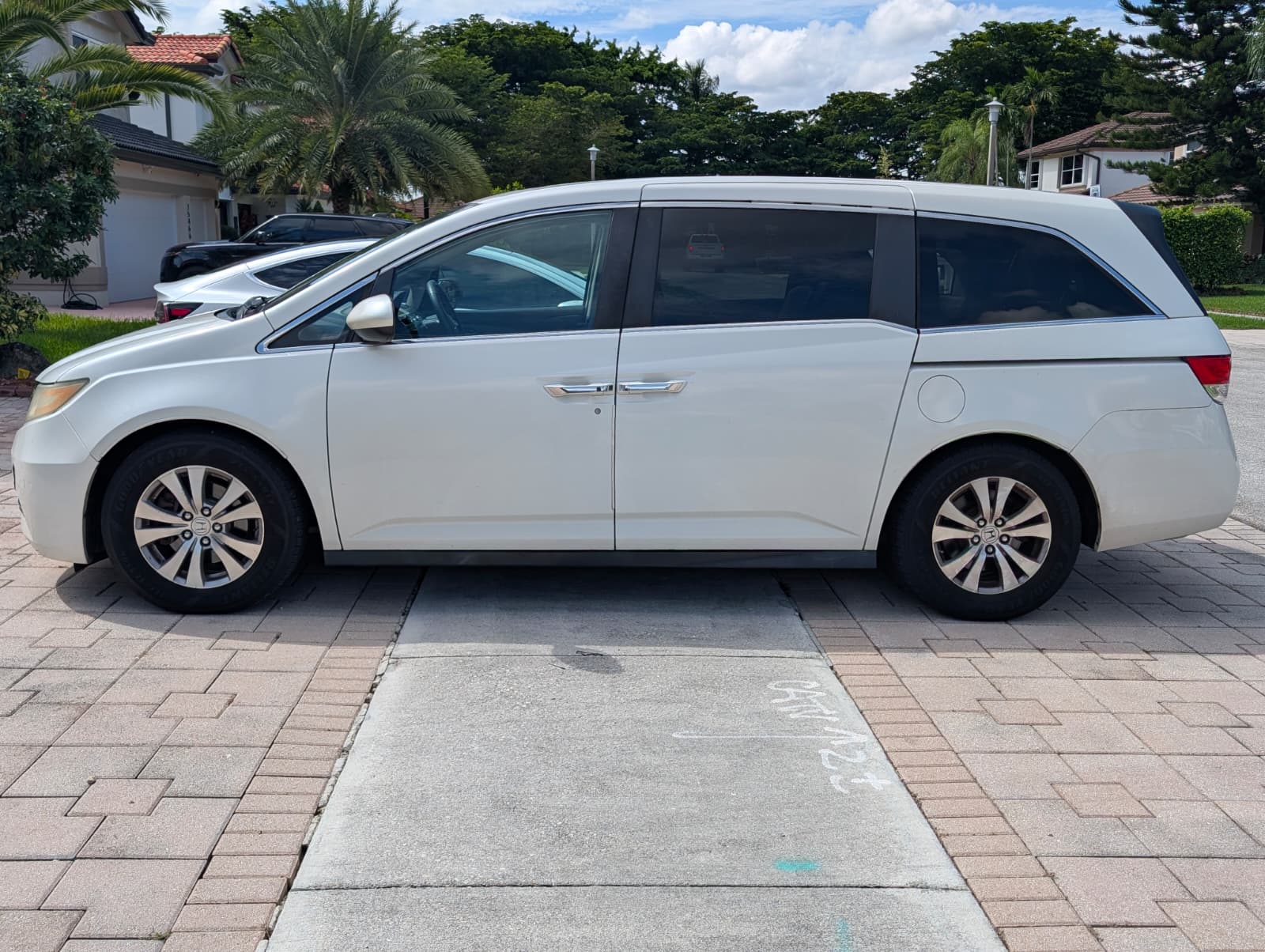 Used 2015 Honda Odyssey EX-L image 6