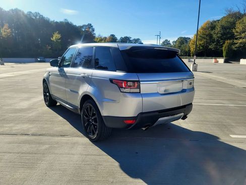 Used 2015 Land Rover Range Rover Sport HSE image 9