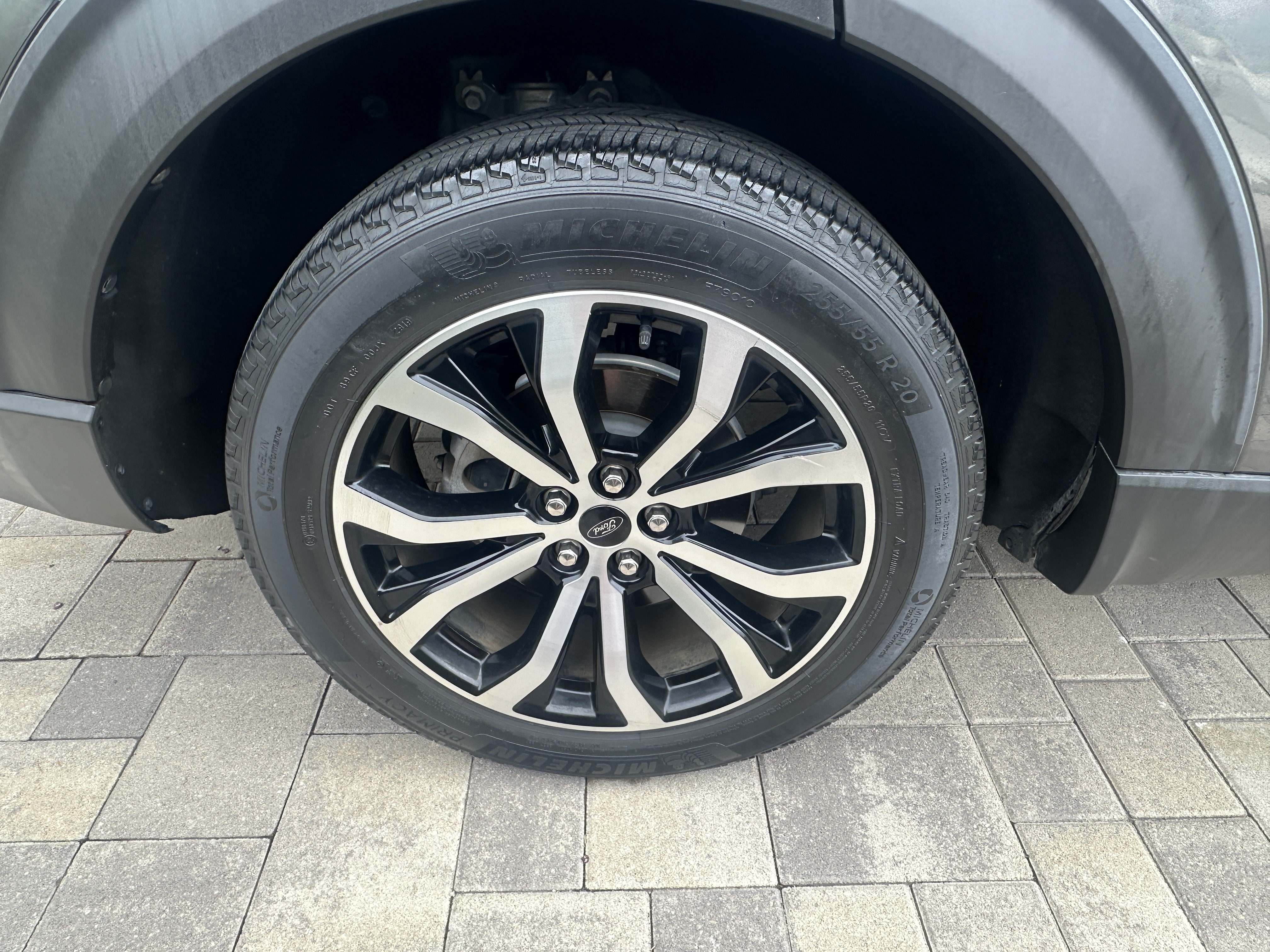 Used 2020 Ford Explorer ST w/ Premium Technology Package AWD/4WD image 12