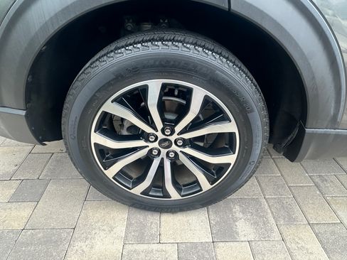 Used 2020 Ford Explorer ST w/ Premium Technology Package AWD/4WD image 12