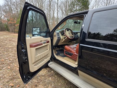 Used 2008 Ford F250 King Ranch image 12