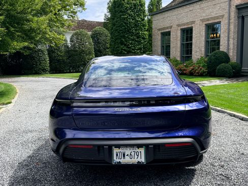 Used 2020 Porsche Taycan 4S AWD/4WD image 5