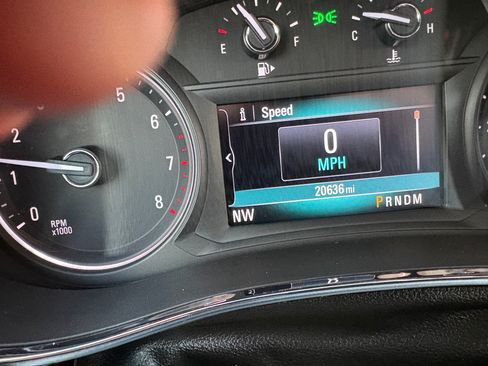 Used 2018 Buick Encore Sport Touring w/ Safety Package AWD/4WD image 9